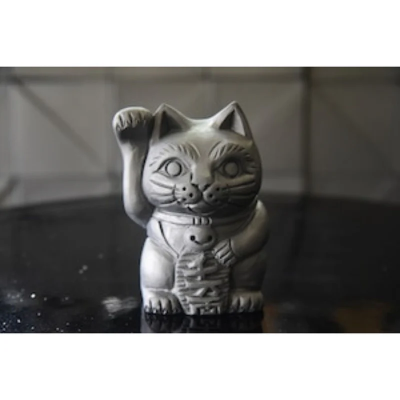 Awaji-Tiled 'Maneki Neko' Beckoning Cat (Right Hand Raised for