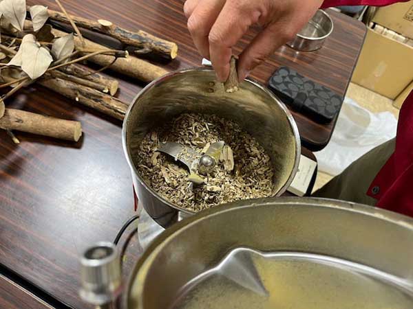 HANA-KURABE Japanese Traditional Incense 5 fragrances (120g) By OKUNO-SEIMEIDO